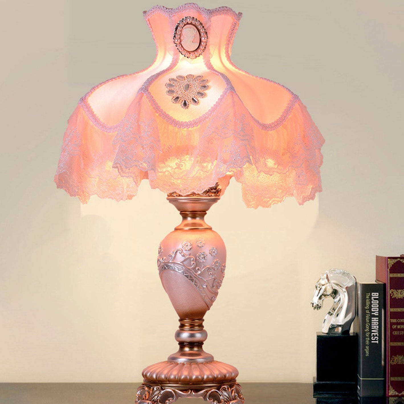 European-style Rustic Lace Resin 1-Light Table Lamp