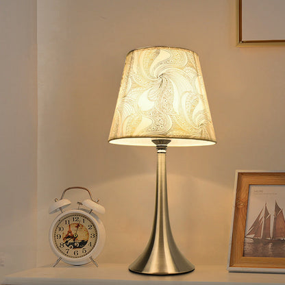 Traditional Farmhouse Iron Fabric Multi-Style 1-Light Table Lamp