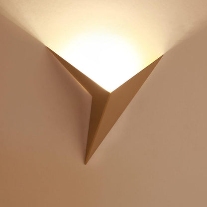 Modern Metal Shaped Triangle 1-Light LED Wall Sconce Lamps