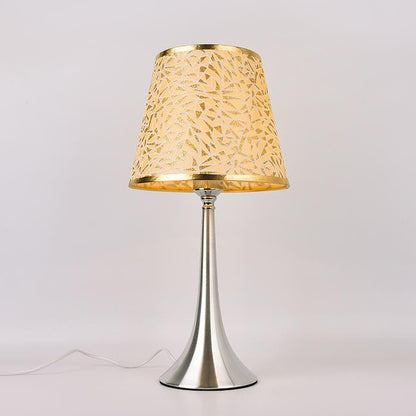 Traditional Farmhouse Iron Fabric Multi-Style 1-Light Table Lamp