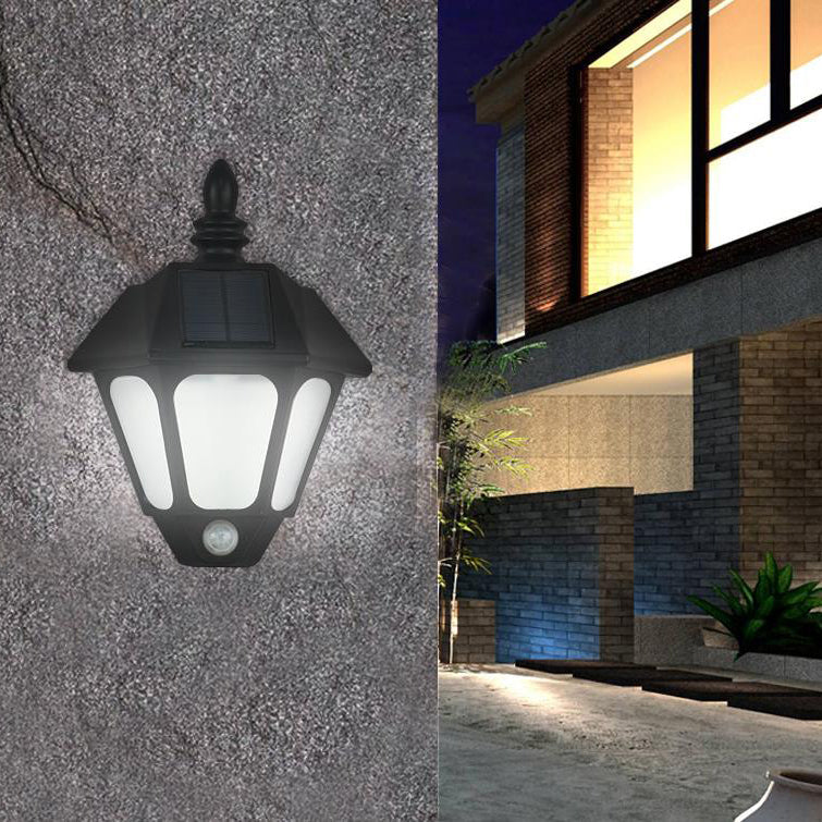 مصباح حائط LED خارجي مزخرف إبداعي مقاوم للماء يعمل بالطاقة الشمسية 