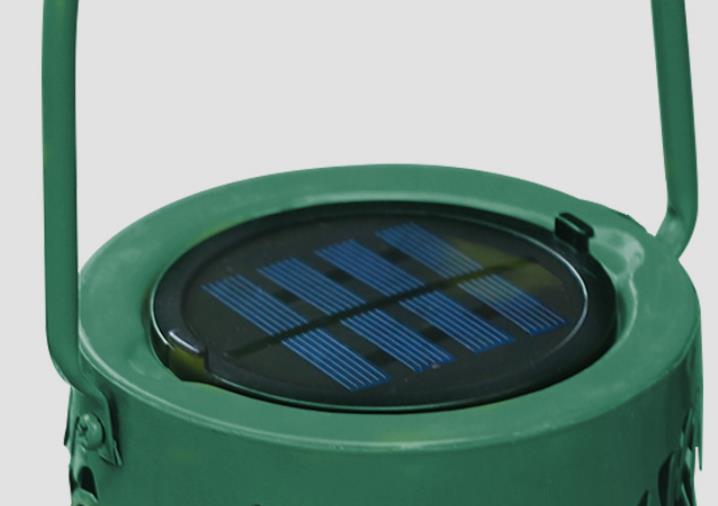 Solar Waterproof Iron Hollow Leaf Design LED Outdoor Decorative Light