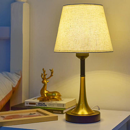 European Retro Metal Fabric USB Remote Control LED Table Lamp