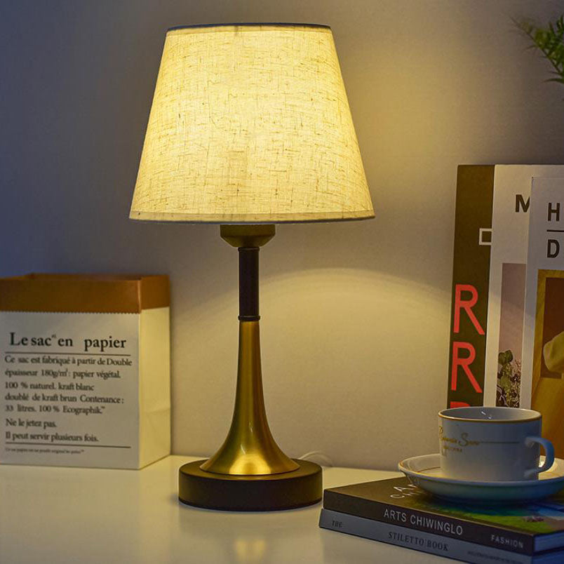 European Retro Metal Fabric USB Remote Control LED Table Lamp