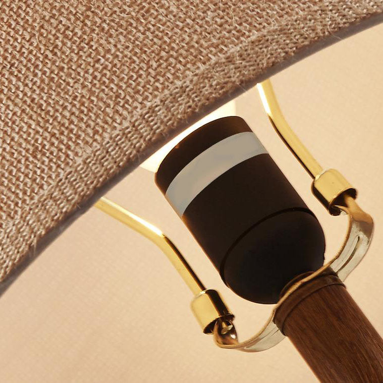 European Minimalist Solid Color Resin Fabric 1-Light Table Lamp