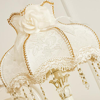 European Retro Light Luxury Carving Resin Fabric Alloy 1-Light Table Lamp