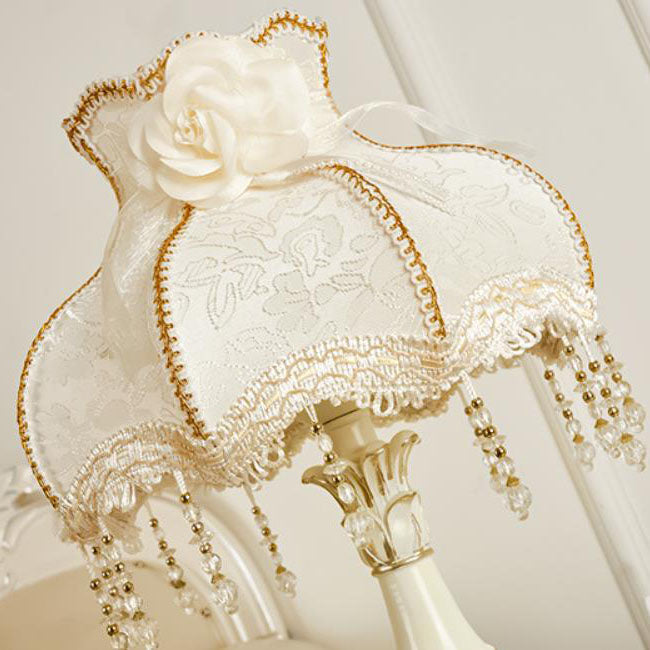 European Retro Light Luxury Carving Resin Fabric Alloy 1-Light Table Lamp