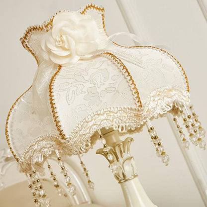 European Retro Light Luxury Carving Resin Fabric Alloy 1-Light Table Lamp