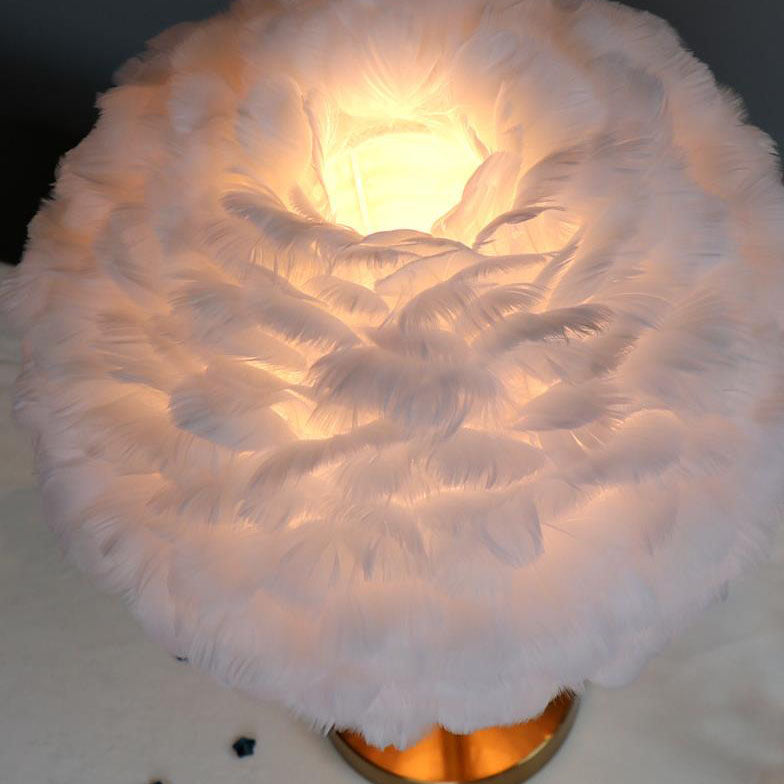 Nordic Creative Feather Round Crystal Tassel 1-Light Table Lamp