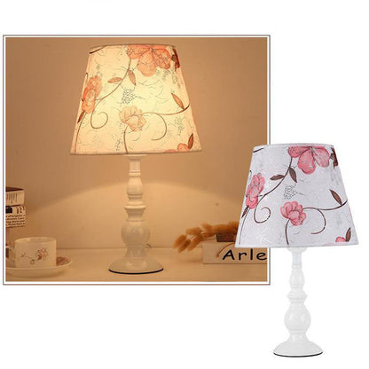 Modern Simple Floral Fabric Iron Vase Base 1-Light Table Lamp