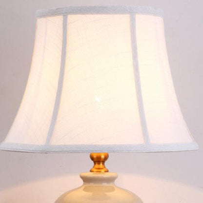 Modern Nordic Creative Fabric Vase 1-Light Table Lamp