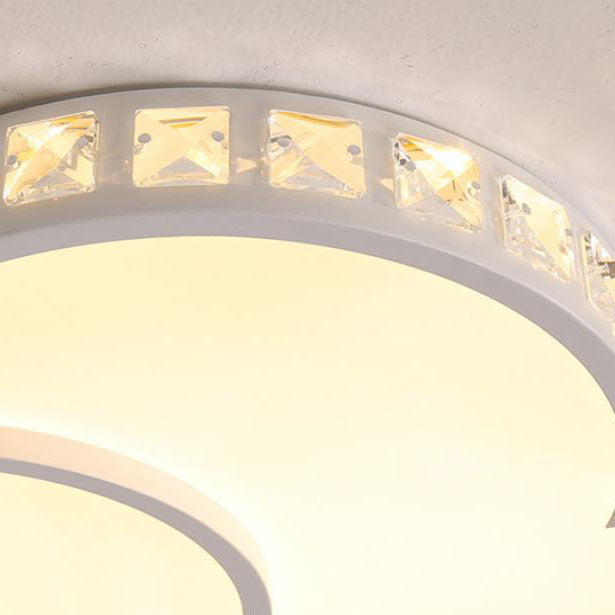 現代的なシンプルさ、クリスタルエッジのアクリル製ハート型LEDフラッシュマウントシーリングライト（寝室用） 