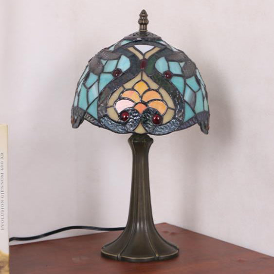 Traditional Tiffany Dome Iron Stained Glass 1-Light Table Lamp For Bedroom