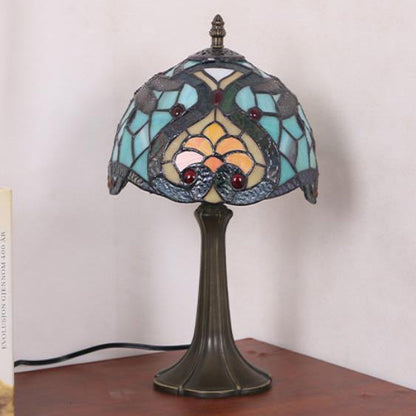 Traditional Tiffany Dome Iron Stained Glass 1-Light Table Lamp For Bedroom