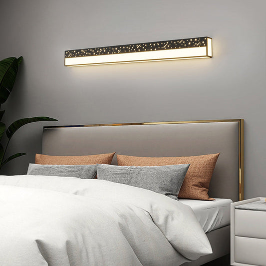 مصباح حائط LED مستطيل الشكل مصنوع من الحديد والأكريليك بتصميم عصري بسيط لغرفة المعيشة