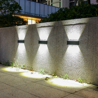 モダンでシンプルなソーラー防水長方形ABS PVC LED壁取り付け用燭台ランプ（屋外パティオ用） 