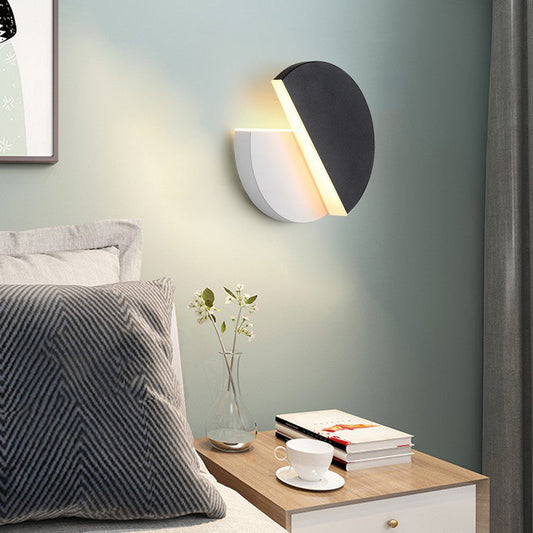 مصباح حائط LED دائري دوار من الحديد الأكريليك بتصميم عصري بسيط لغرفة المعيشة 