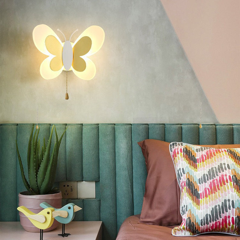 مصباح حائط LED حديدي بتصميم فراشة أكريليك معاصر إبداعي لغرفة النوم 