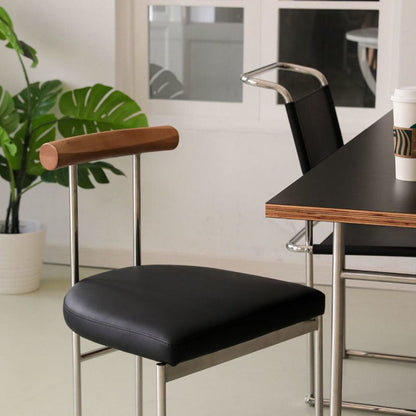 Contemporary Nordic Half Round Microfiber Leather Metal Wood Curved Backrest Dining Chair For Dining Room