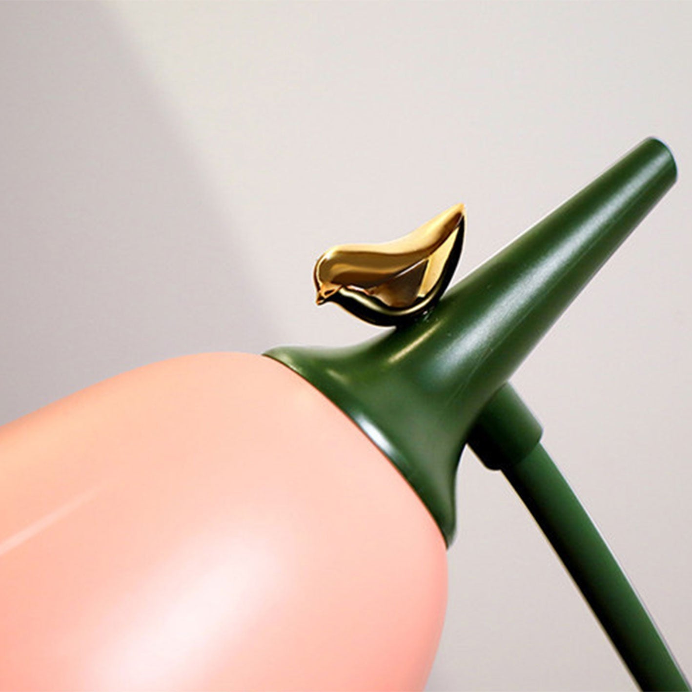 Creative ABS Flower and Bird Design LED Table Lamp