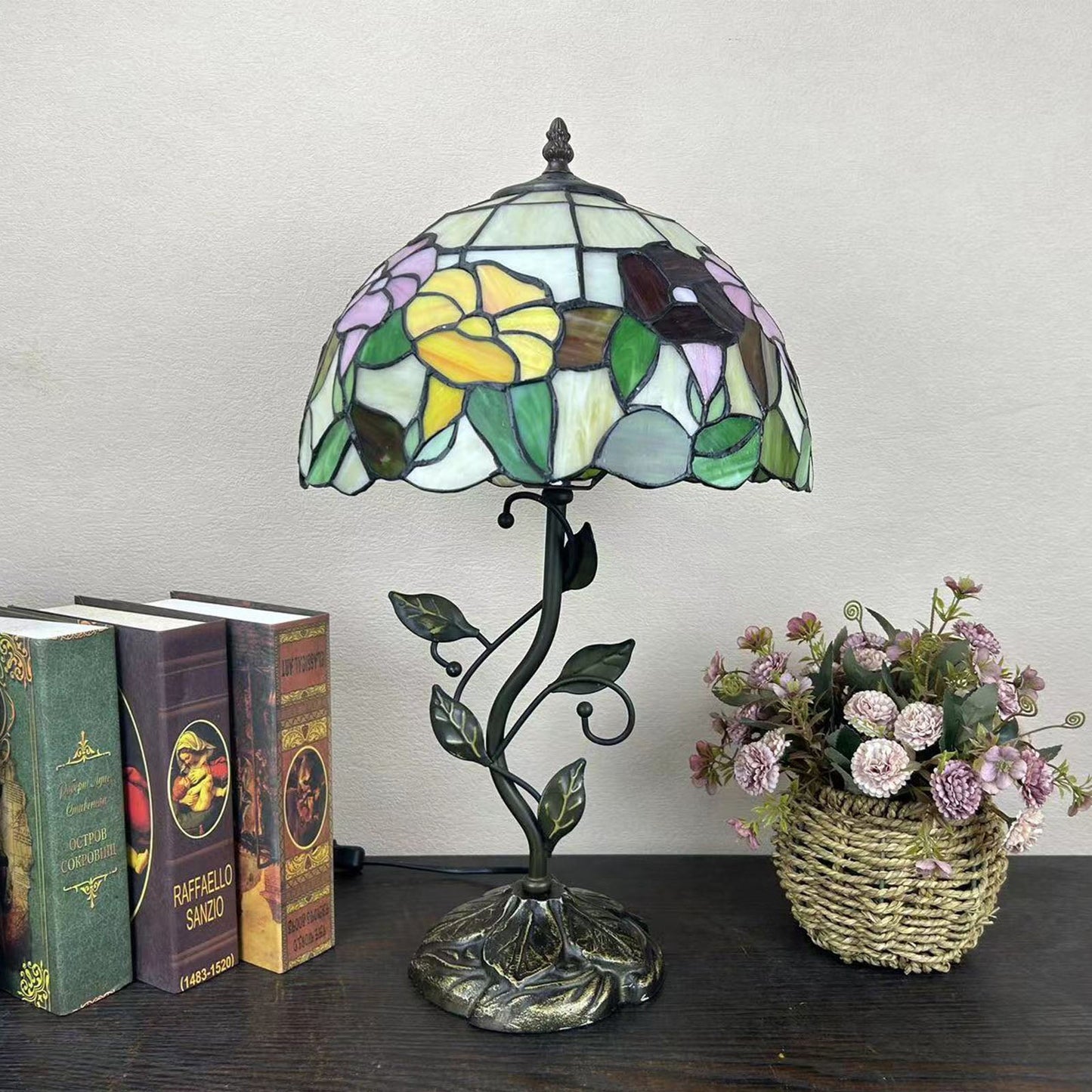 Traditional Tiffany Resin Glass Dome Conic Flower Leaf 1-Light Table Lamp For Bedside