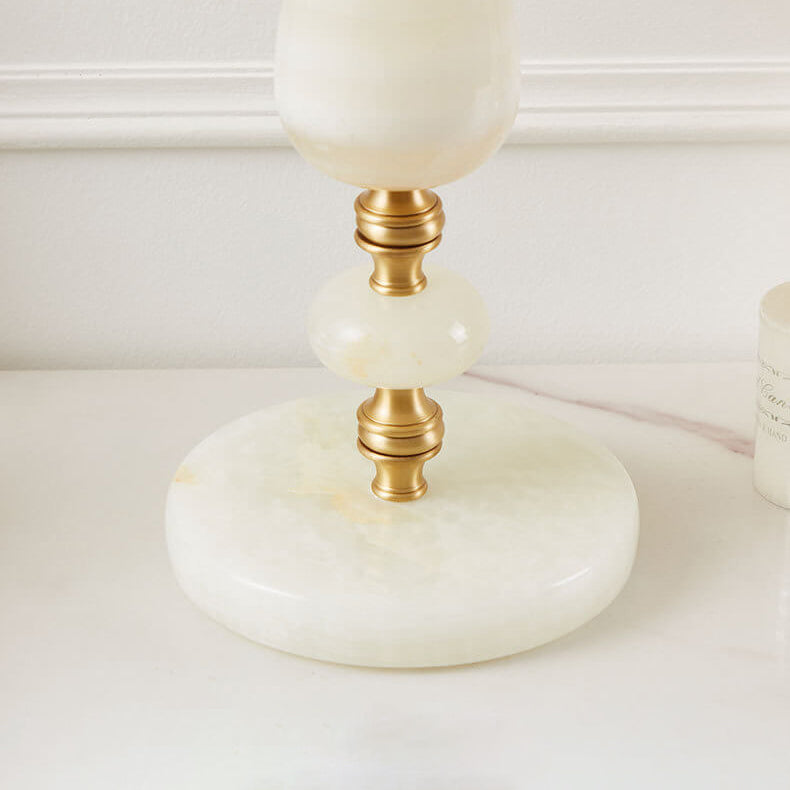 Modern Light Luxury Fabric Fringed Horn 1-Light Table Lamp