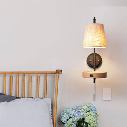 مصباح حائطي فاخر من Nordic Light مصنوع من الخشب الصلب والحديد المطاوع ومصباح واحد 