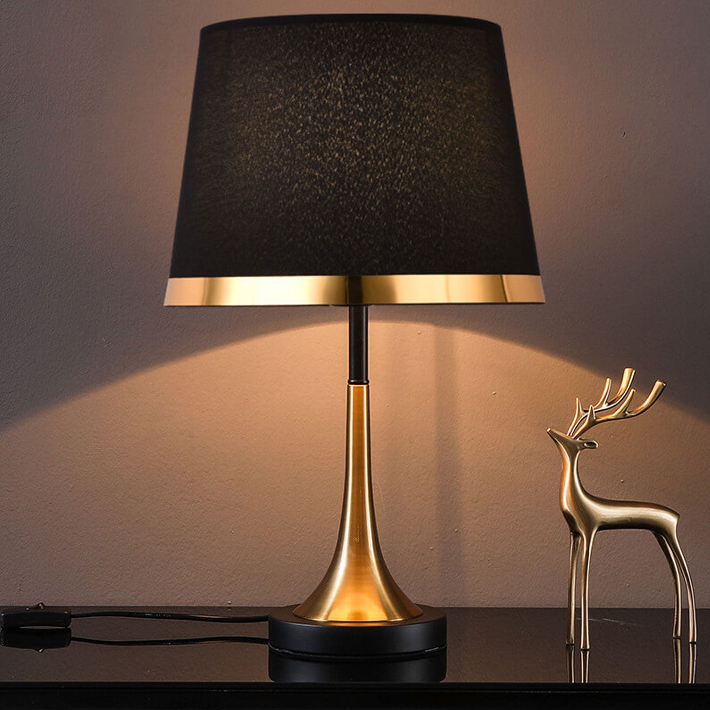 European Retro Fabric 1-Light Table Lamp