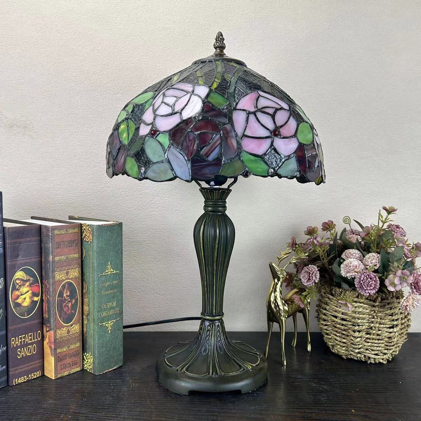 Traditional Tiffany Metal Glass Dome Grape Flower Dragonfly Butterfly 1-Light Table Lamp For Bedside