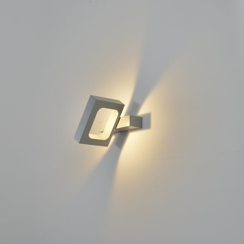 مصباح حائط LED دوار بتصميم مربع بسيط وعصري 
