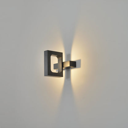 مصباح حائط LED دوار بتصميم مربع بسيط وعصري 
