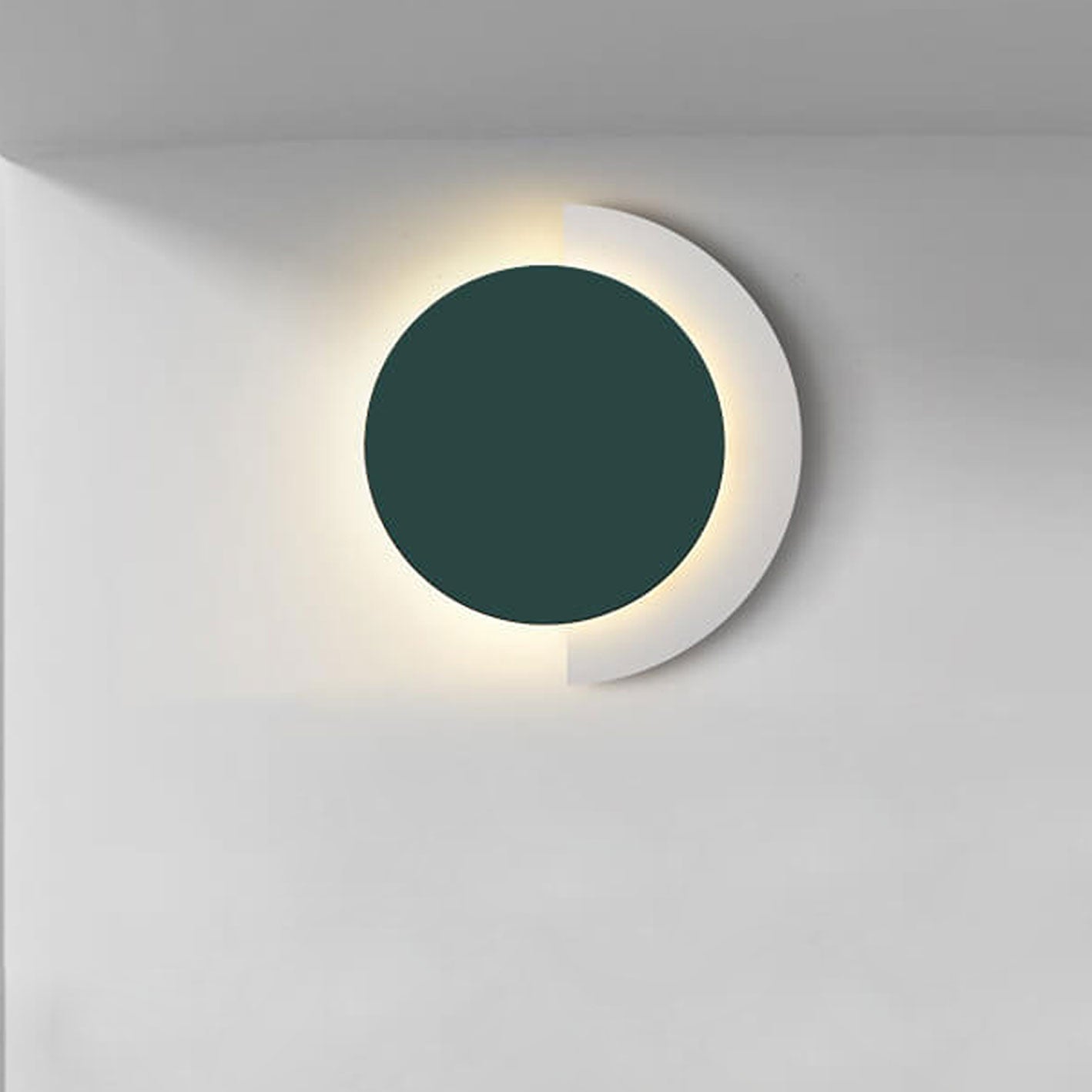 Nordic Postmodern Solid Color Wrought Iron Acrylic LED Wall Sconce Lamp