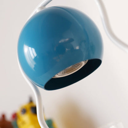 Contemporary Simplicity Wavy Iron Round Shade 1-Light Melting Wax Table Lamp For Bedroom
