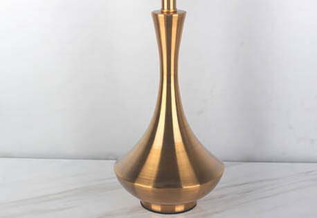 Modern Creative Metal Teardrop 1-Light Table Lamp