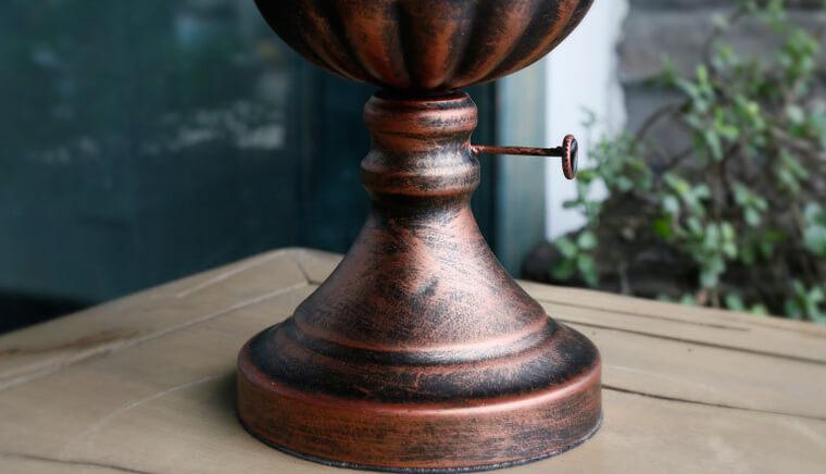 Vintage Antique Kerosene Oil Lamp 1-Light Table Lamp