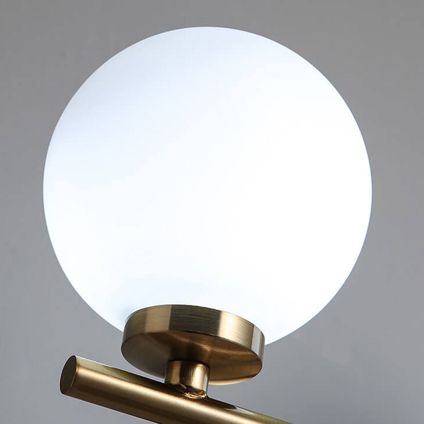 Nordic Creative Milk White Round Ball Metal Magic Bean 1/2/3 Light Wall Sconce Lamp