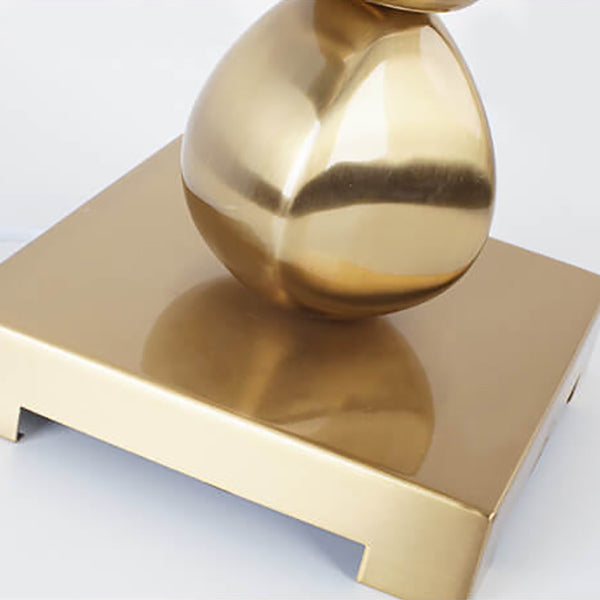 Nordic Creative White Feather Pom Pom 1-Light Table Lamp