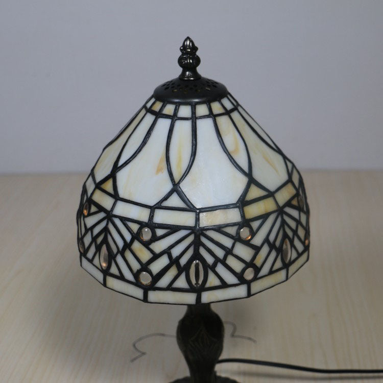 Traditional Tiffany Resin Glass Umbrella Shape 1-Light Table Lamp For Bedroom