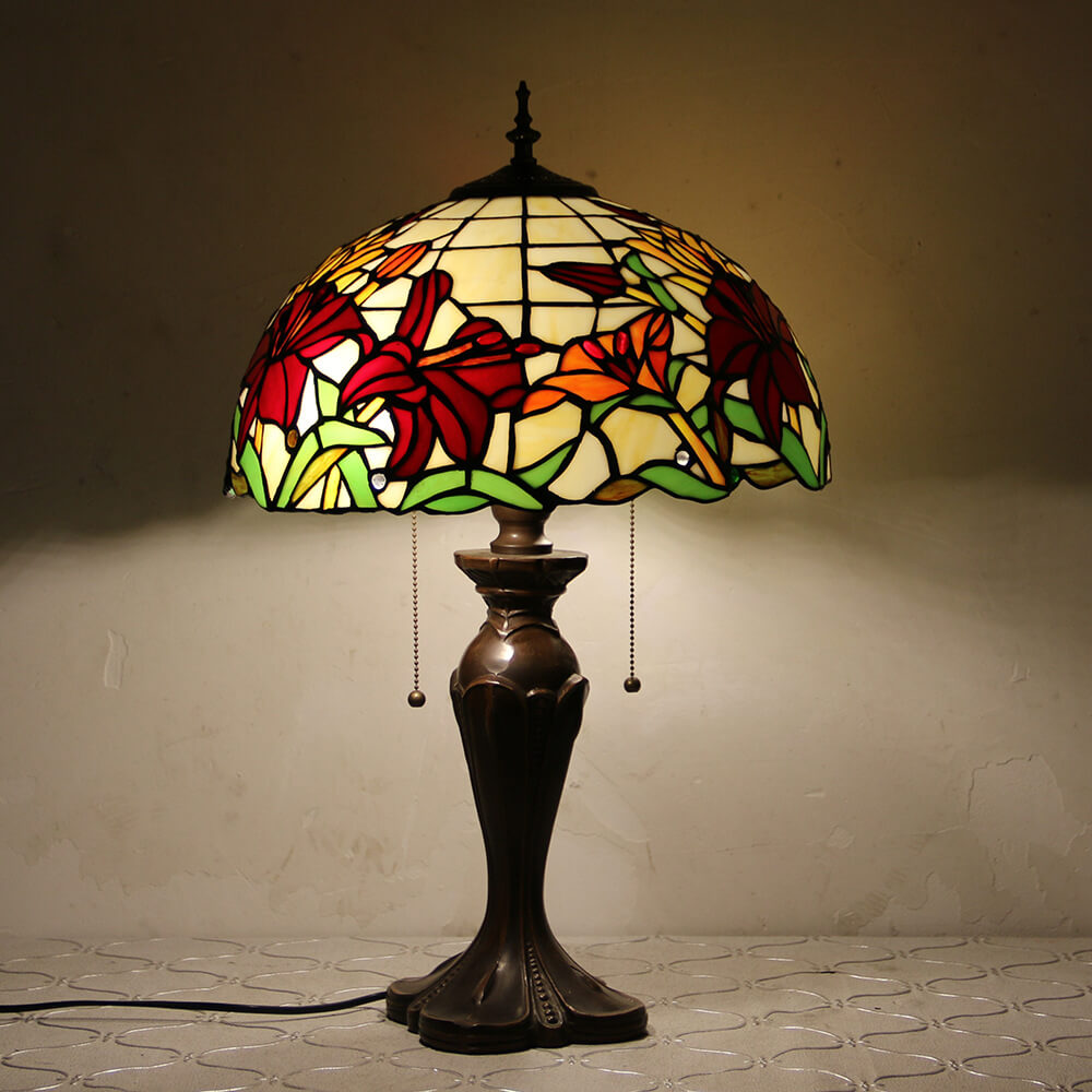Tiffany European Retro Flowers Stained Glass Pull Cord 1-Light Table Lamp