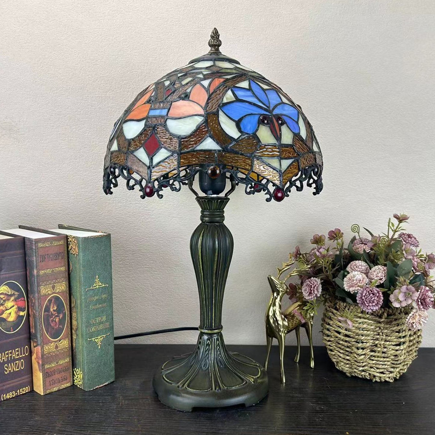 Traditional Tiffany Metal Glass Dome Grape Flower Dragonfly Butterfly 1-Light Table Lamp For Bedside