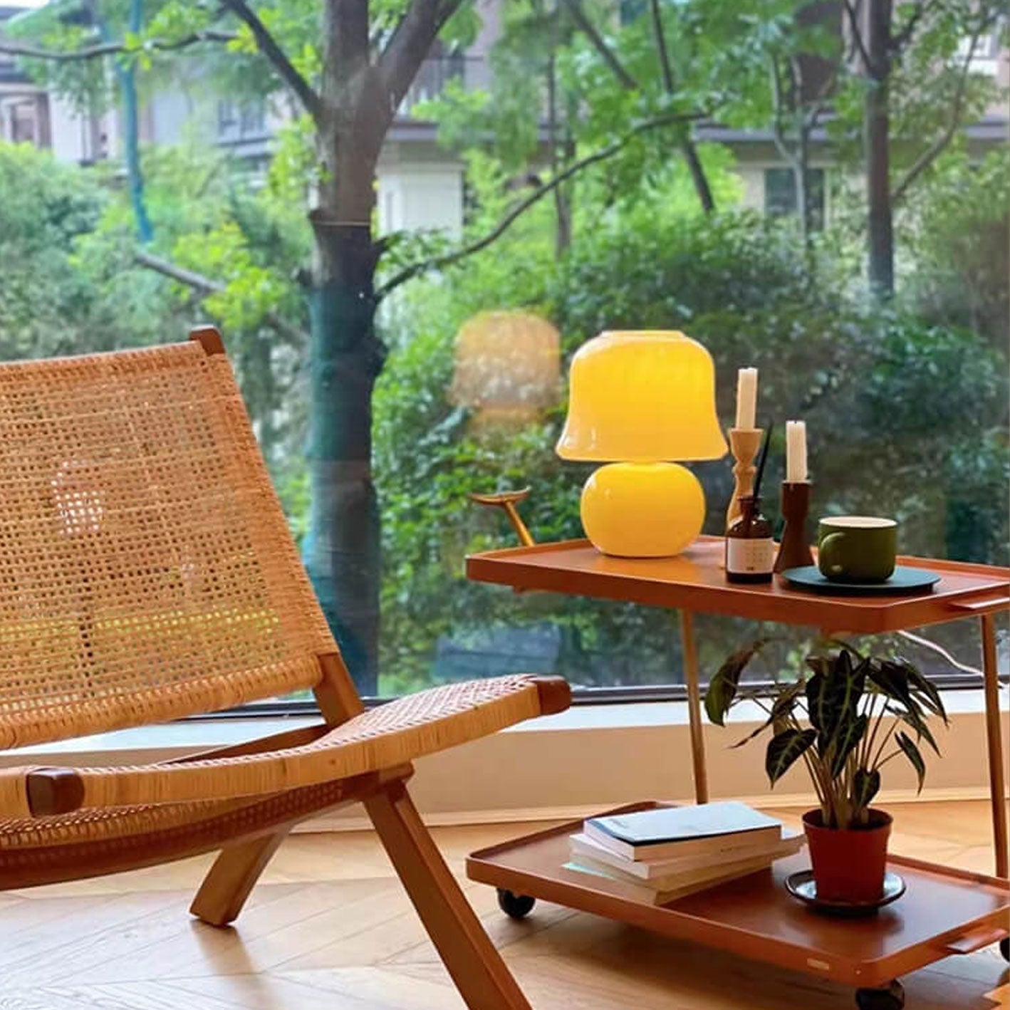 French Creative Cream Mushroom Design 1-Light Table Lamp