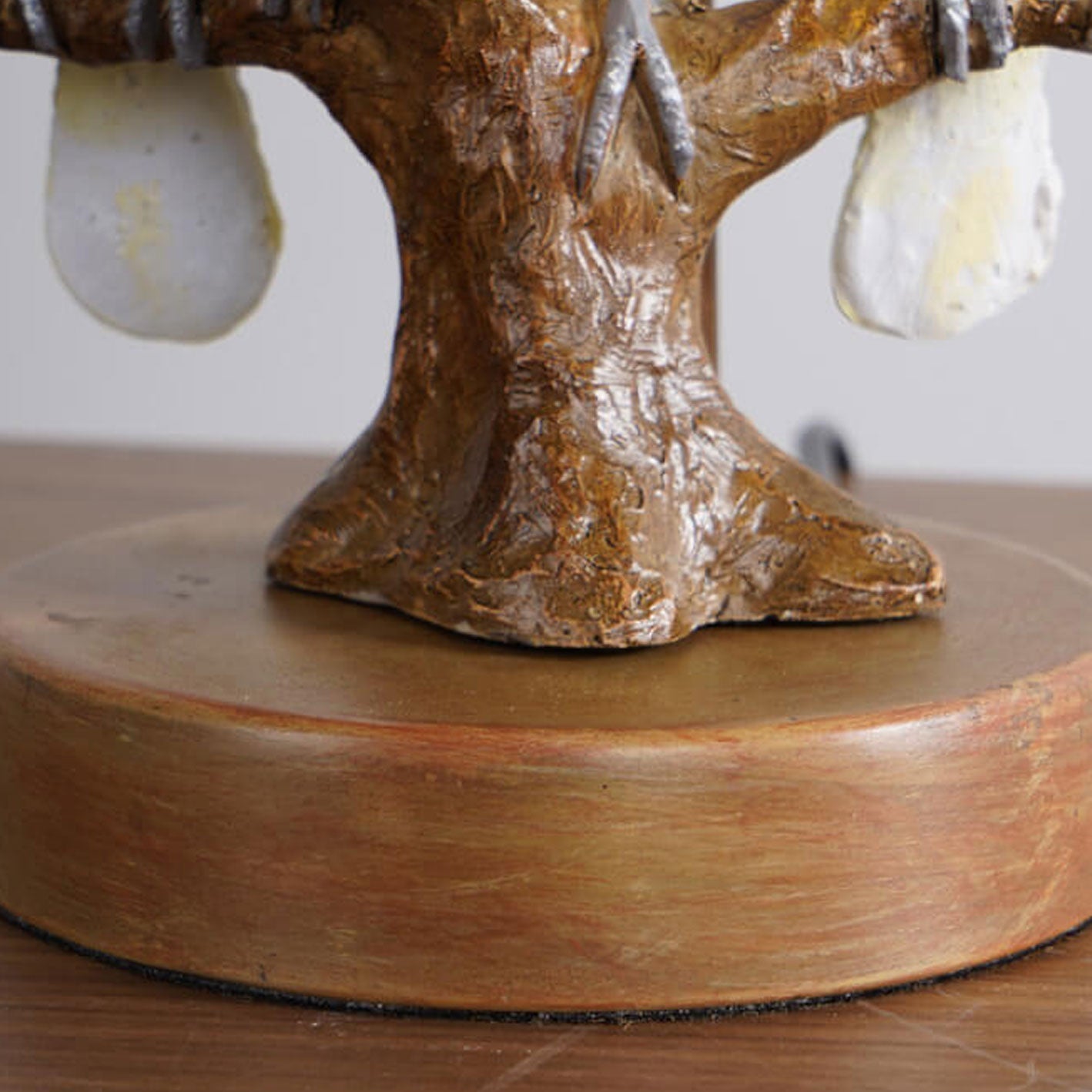 Nordic Leaf Fabric Resin Bird Design 1-Light Table Lamp