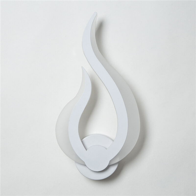 مصباح حائط LED بتصميم عصري بسيط مصنوع من الأكريليك على شكل لهب مزود بمصباح واحد 