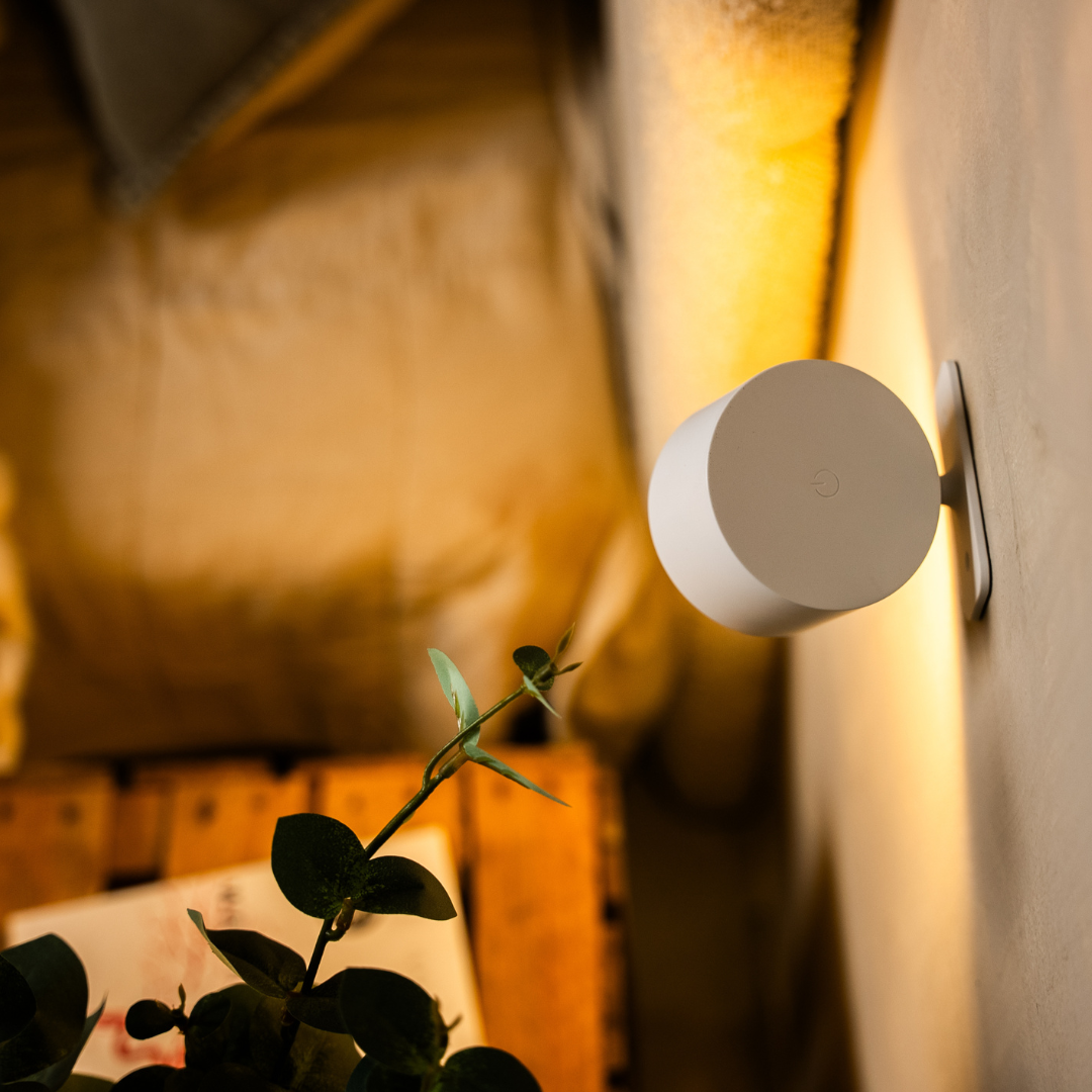 Infinity Wall Lamp gallery image 2