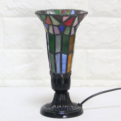 Retro Tiffany Creative Flower Design 1-Light Table Lamp