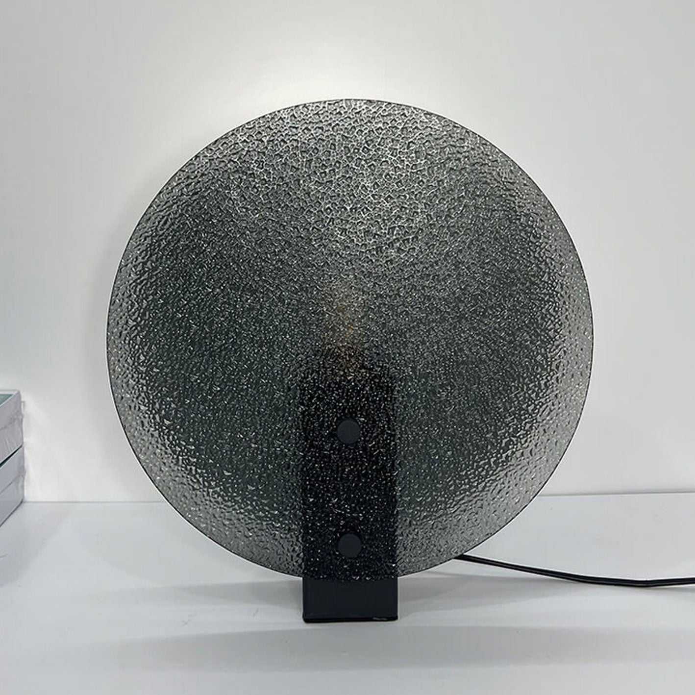 Modern Light Luxury Round Frosted Glass 1-Light Table Lamp