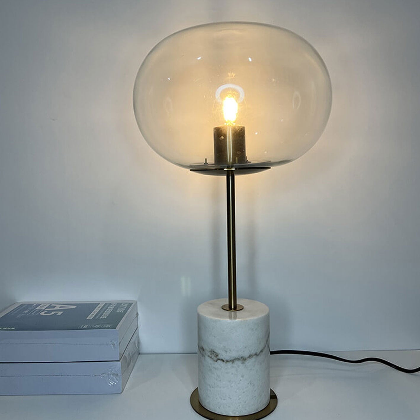 Nordic Creative Minimalist Glass Ball 1-Light Table Lamp