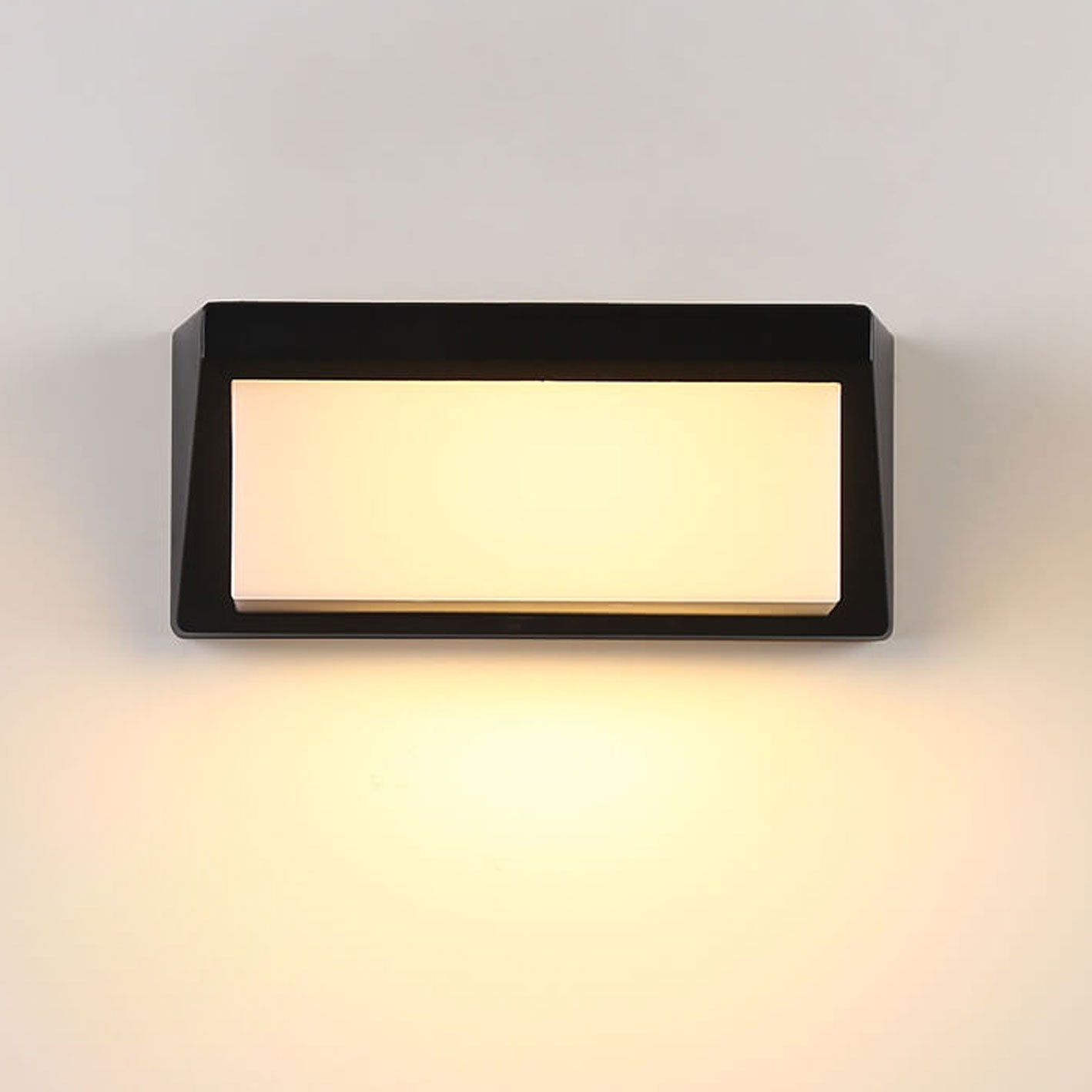 مصباح حائط LED خارجي مقاوم للماء بتصميم هندسي مربع حديث يعمل بالطاقة الشمسية 