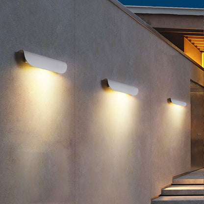 Modern Outdoor Curved  Waterproof LED Garden Wall Sconce Lamp