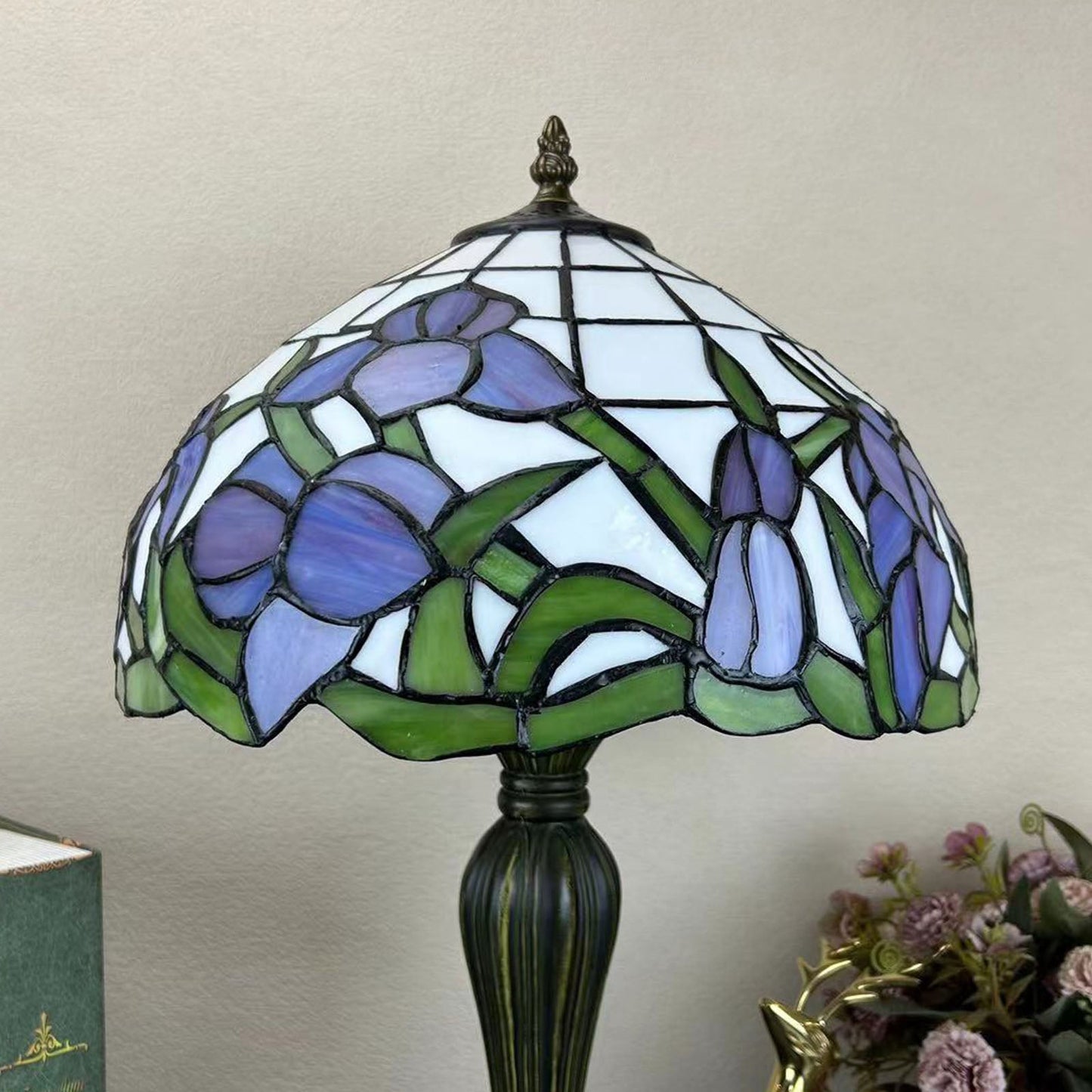 Traditional Tiffany Metal Glass Dome Grape Flower Dragonfly Butterfly 1-Light Table Lamp For Bedside